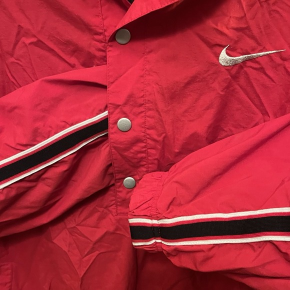 Vintage 90s Nike Windbreaker Jacket Red XL Silver Swoosh Sleeve Tape 1998 VTG - Picture 5 of 10